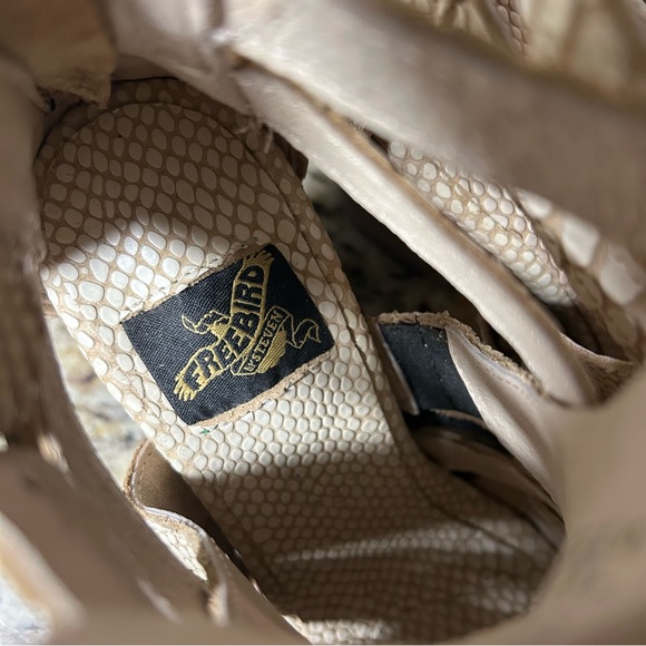 Freebird Claw Sandal Block Heel in White Snake Size 6 - Picture 8 of 13